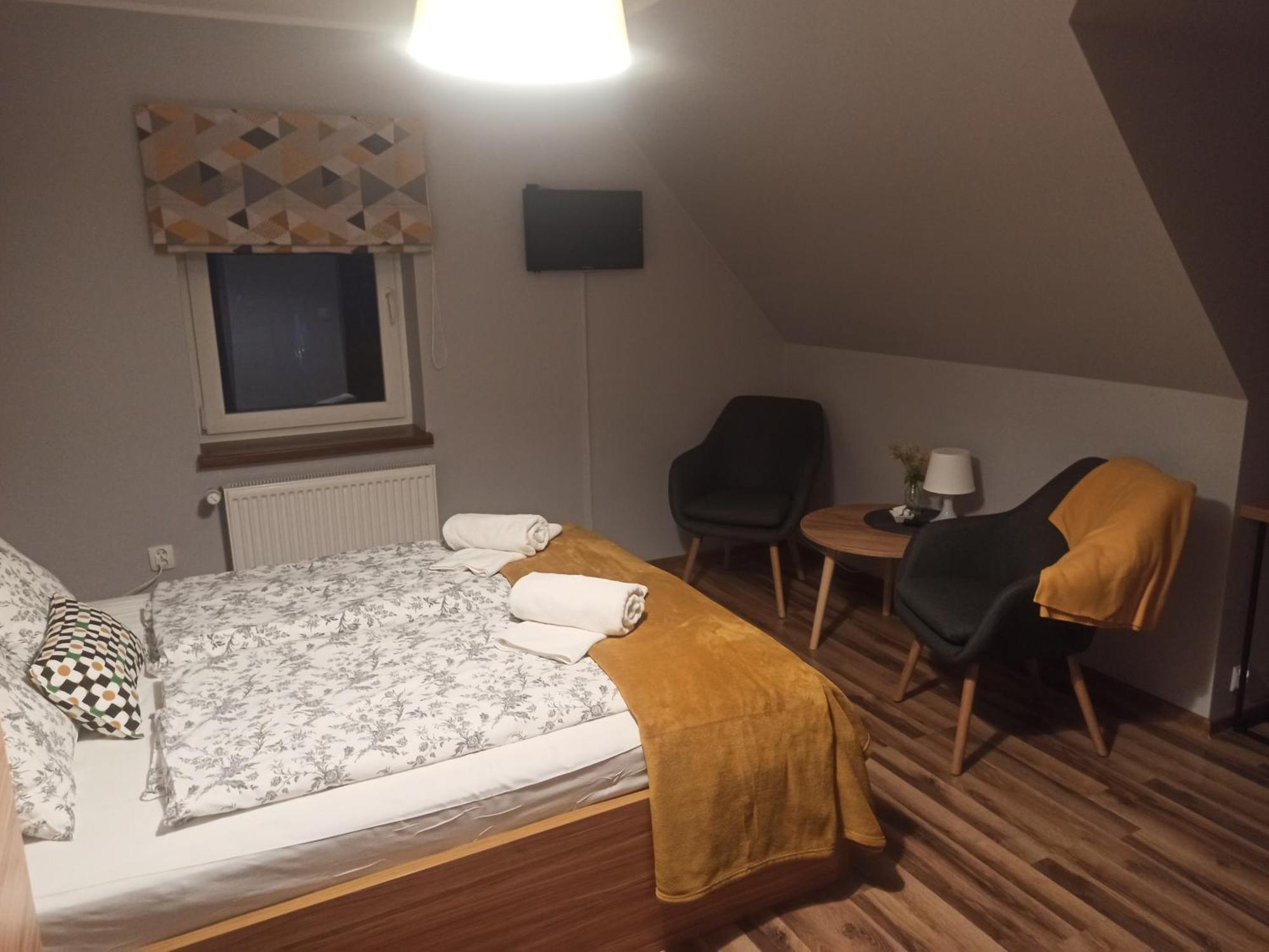Dom Na Klonowym Wzgorzu Bed & Breakfast Stronie Slaskie Exterior photo